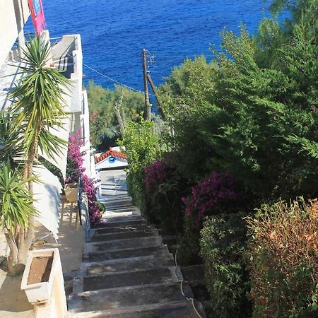 Daskalio Resort Keratea Экстерьер фото